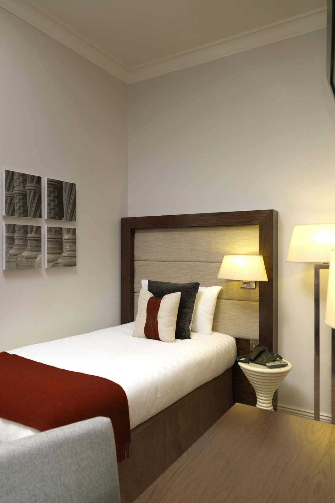 Hotel Thistle London Holborn photo 3