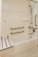 Hotel Holiday Inn Express & Suites El Paso North photo 5