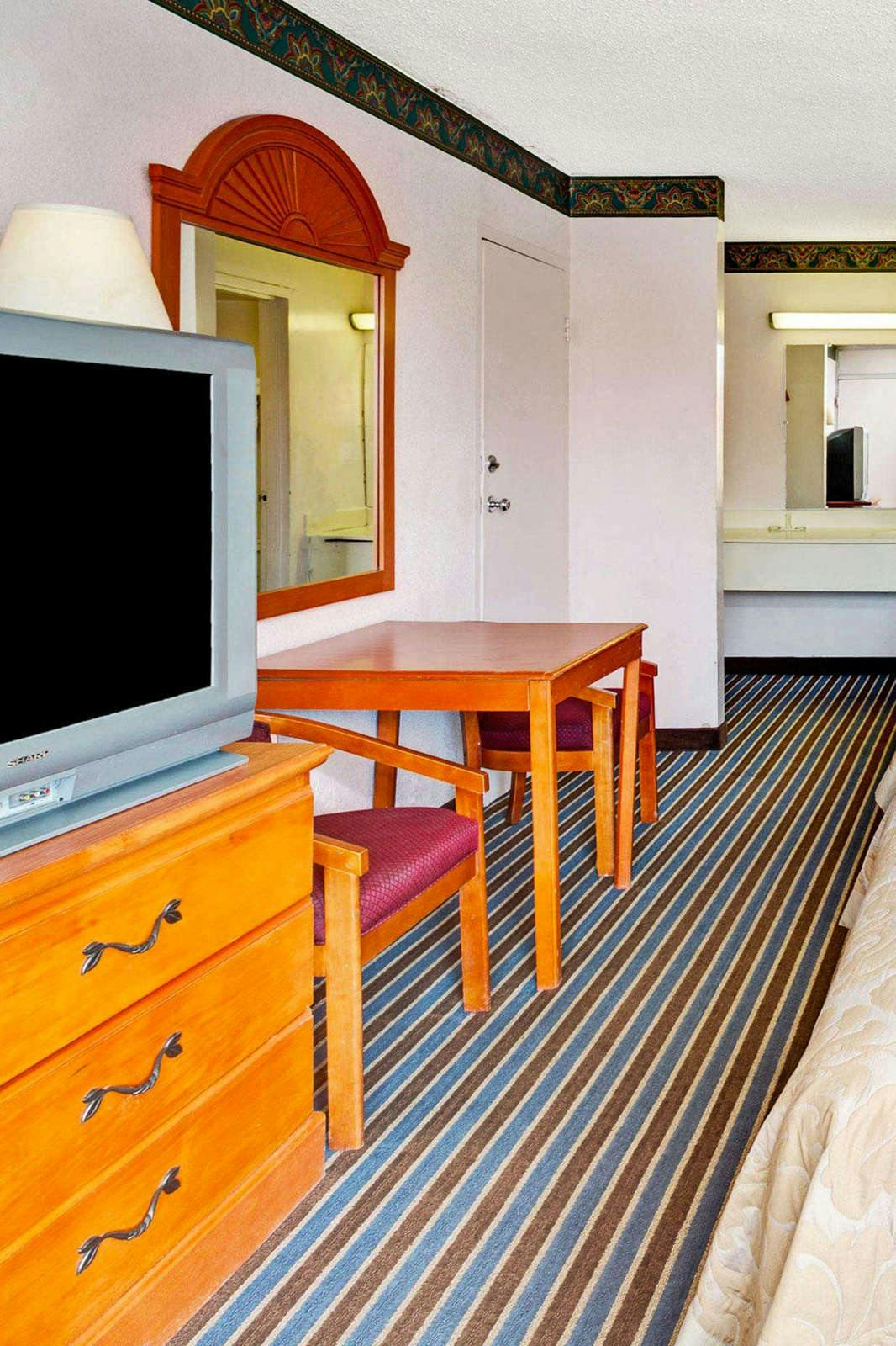 Hotel Magnuson Hotel Jacksonville photo 5