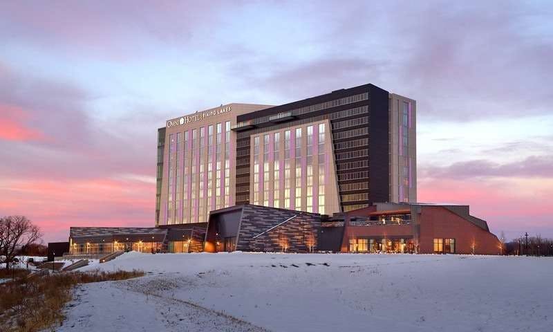 Omni Viking Lakes Hotel