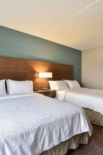 Hotel Staybridge Suites Waterloo St. Jacobs Area photo 3