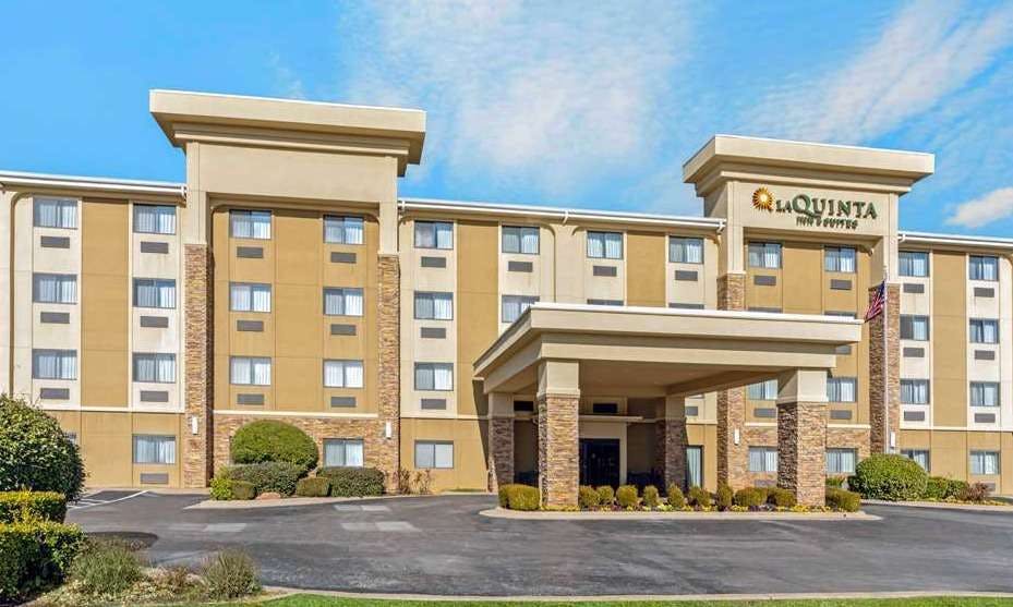 La Quinta Inn & Suites by Wyndham Midwest City - Tinker AFB