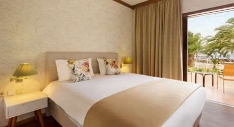 Hotel Wyndham Loutraki Poseidon Resort photo 1