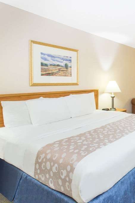 Hotel Baymont I S Davenport photo 2