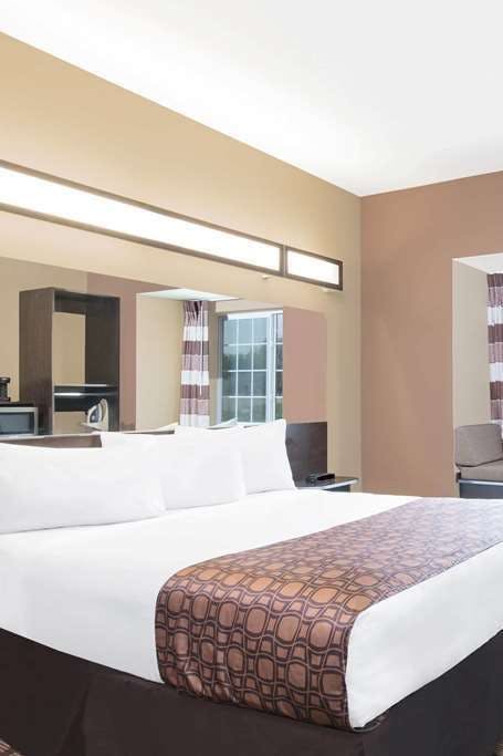 Hotel Microtel Inn & Suites by Wyndham Sidney photo 1