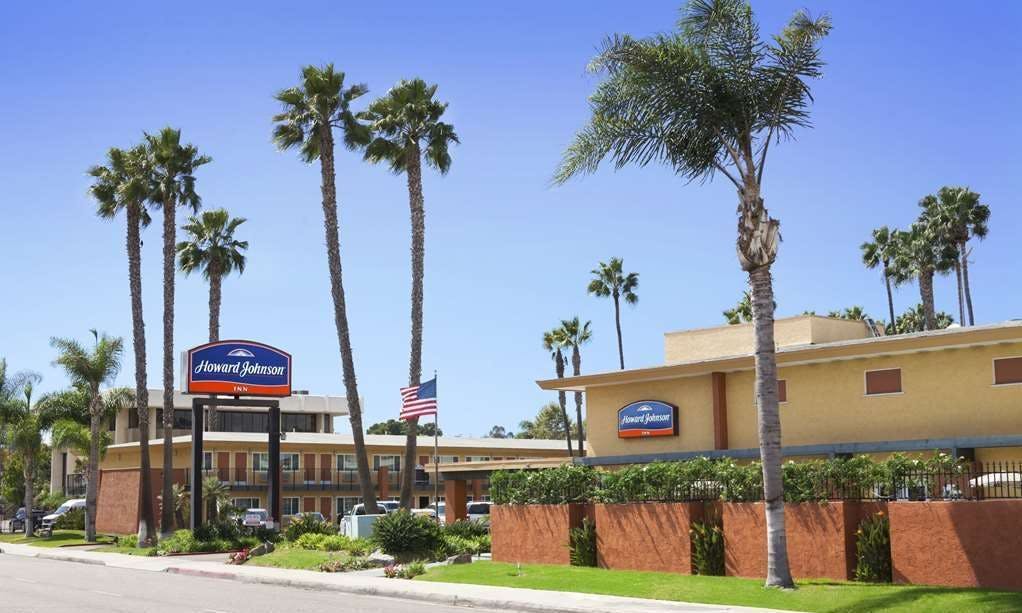 Howard Johnson by Wyndham San Diego Sea World