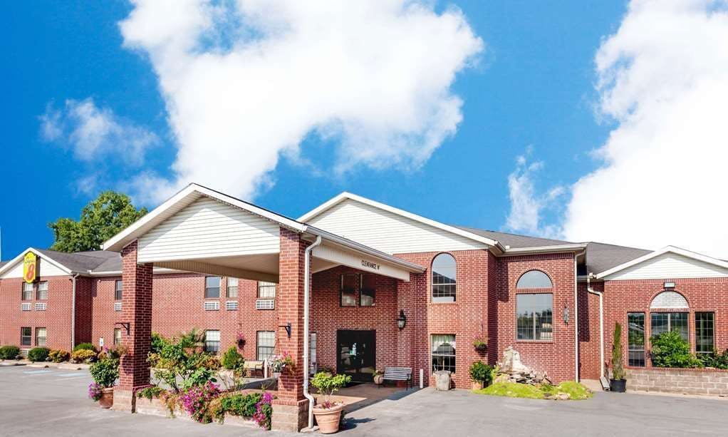Super 8 by Wyndham Pine Bluff