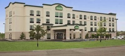 Wingate by Wyndham Bismarck