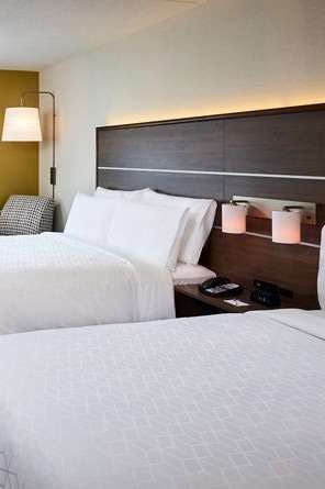 Hotel Holiday Inn Express Niagara On The Lake photo 2