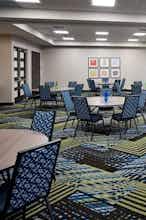 Hotel Holiday Inn Express Niagara On The Lake photo 5