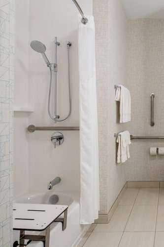 Hotel Holiday Inn Express & Suites Kelowna East photo 4