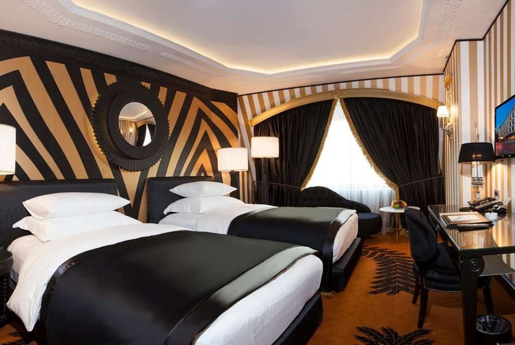 Hotel Wyndham Grand Istanbul Kalamis Marina Hotel photo 5