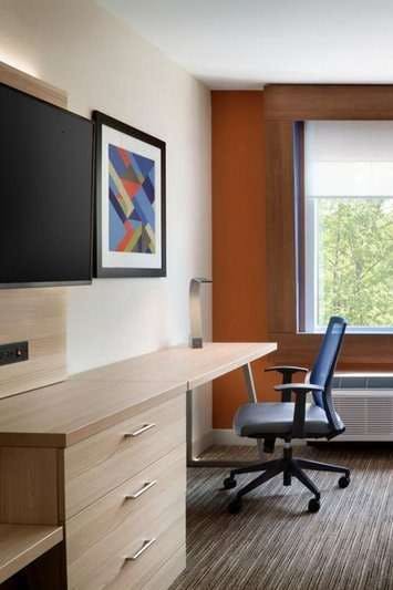 Hotel Holiday Inn Express & Suites Aurora photo 2