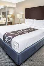 Hotel La Quinta Inn & Suites by Wyndham Anaheim photo 2