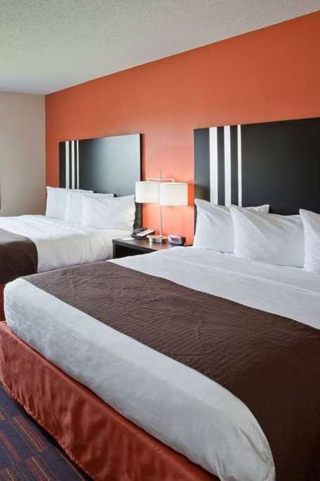 Hotel AmericInn Shakopee photo 2