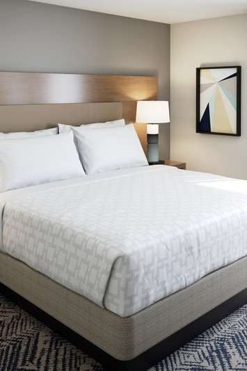 Hotel Candlewood Suites Tulsa Hills Jenks photo 1