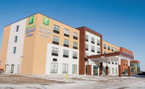 Holiday Inn Express & Suites Edmonton N St. Albert