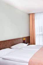Hotel Days Inn by Wyndham Dessau photo 1