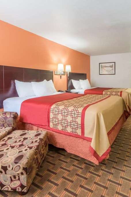 Hotel Days Inn by Wyndham Amarillo - Medical Center photo 2