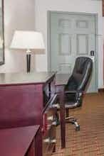 Hotel Days Inn by Wyndham Amarillo - Medical Center photo 3