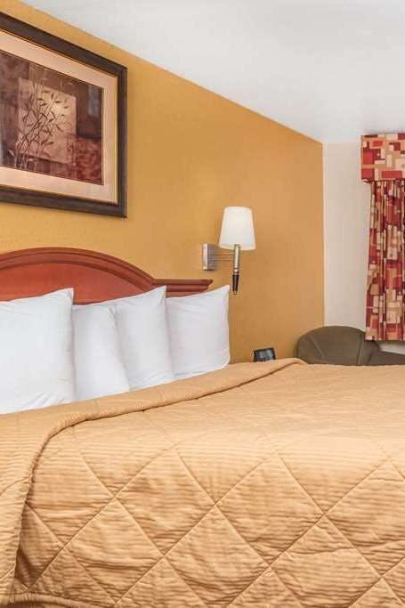 Hotel Travelodge by Wyndham Klamath Falls photo 1