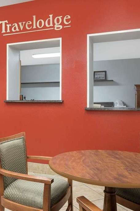 Hotel Travelodge by Wyndham Klamath Falls photo 4