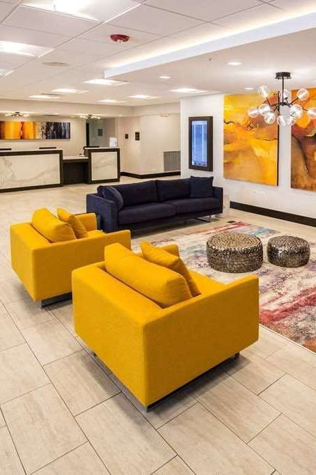 Hotel Wyndham Chicago O Hare photo 4