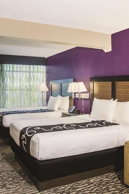 Hotel La Quinta Inn & Suites by Wyndham Clearwater South photo 2