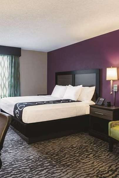 Hotel La Quinta Inn & Suites by Wyndham Clearwater South photo 1