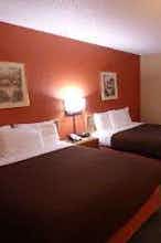 Hotel Baymont by Wyndham Lakeville photo 2