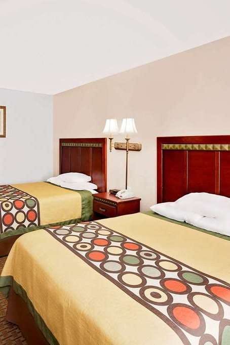 Hotel Super 8 by Wyndham Plainview photo 2