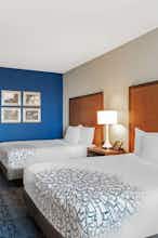 Hotel La Quinta Inn & Suites by Wyndham Kansas City Beacon Hill photo 2