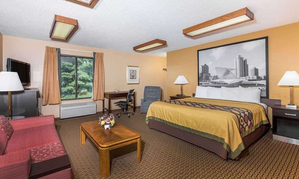 Super 8 Sun Prairie/Madison E
