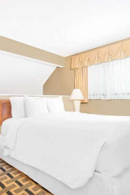 Hotel Hawthorn Extended Stay by Wyndham Wichita photo 1