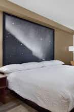 Hotel Super 8 by Wyndham Winnipeg West photo 1