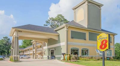 Super 8 by Wyndham Mansfield LA