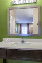 Hotel Super 8 by Wyndham Mansfield LA photo 5