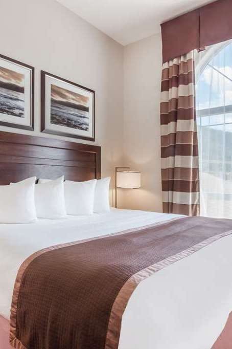 Hotel Ramada Creston photo 1