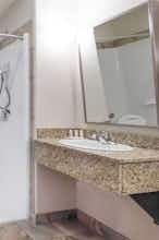Hotel Ramada Creston photo 4