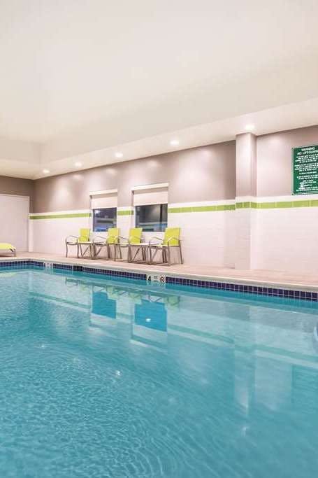 Hotel La Quinta Inn & Suites by Wyndham Clifton Park/Saratoga Area photo 4