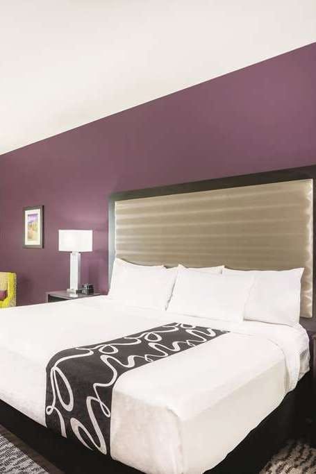 Hotel La Quinta Inn & Suites by Wyndham Clifton Park/Saratoga Area photo 1