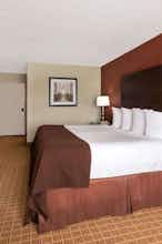 Hotel Baymont Inn Suites Midland photo 1