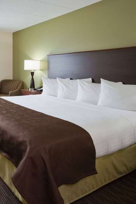 Hotel AmericInn Rice Lake photo 1