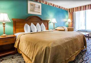 Hotel Baymont by Wyndham Walterboro photo 1