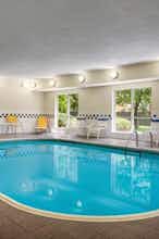Hotel Baymont Tulsa photo 1