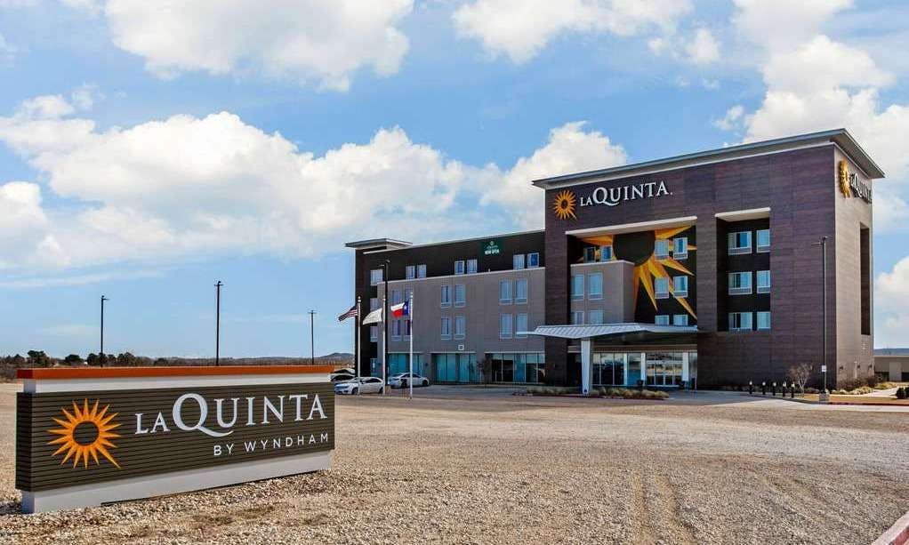 La Quinta Inn & Suites by Wyndham Sweetwater East