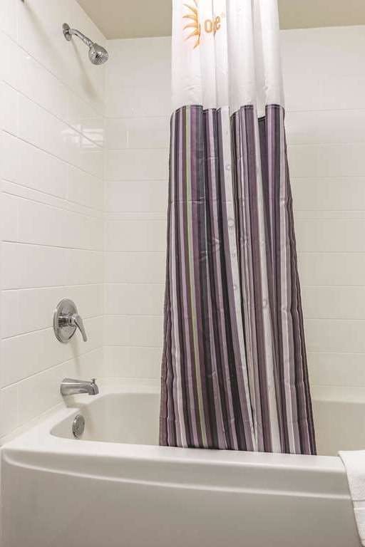 Hotel La Quinta Inn & Suites by Wyndham Salem NH photo 4