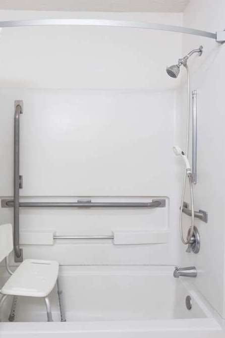 Hotel Super 8 Woodstock photo 3