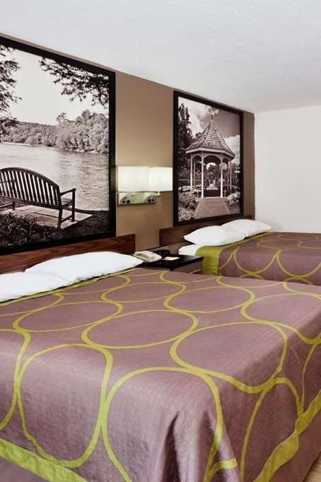 Hotel Super 8 by Wyndham Ringgold/Chattanooga Area photo 2