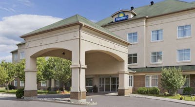 Days Inn - Ottawa Airport